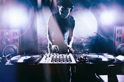 How to Livestream your DJ sets – Everything you need to know ...