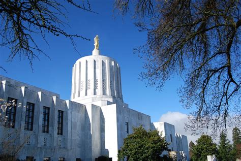 Free Oregon State Capitol Stock Photo - FreeImages.com