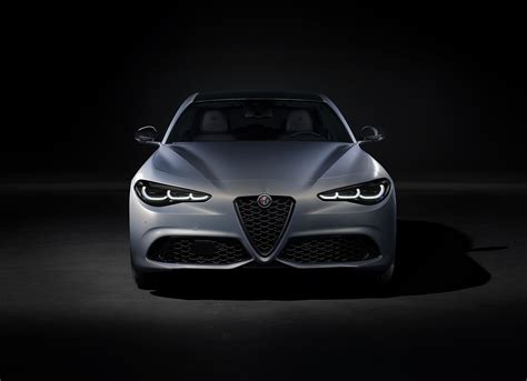 2023 ALFA ROMEO GIULIA - INEAX MOTORS