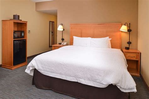 HAMPTON INN & SUITES TAMPA EAST (CASINO AREA) $93 ($̶1̶2̶4̶) - Updated 2019 Prices & Hotel ...