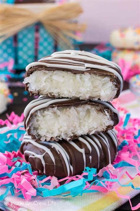 Coconut Cream Eggs - this easy homemade coconut filling and chocolate ...