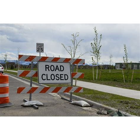 Sidewalk Closed Construction Urban Road Closed-20 Inch By 30 Inch ...