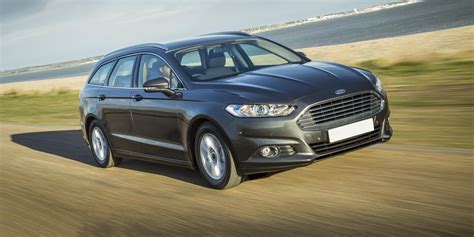 Ford Mondeo Estate Review 2024 | Drive, Specs & Pricing | Carwow