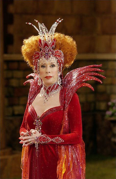 Actress Carol Burnett appears as Queen Aggravain in ABC's "Once Upon A ...