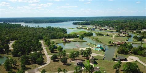 Luxury Waterfront Lifestyle Communities - Lake Conroe Group