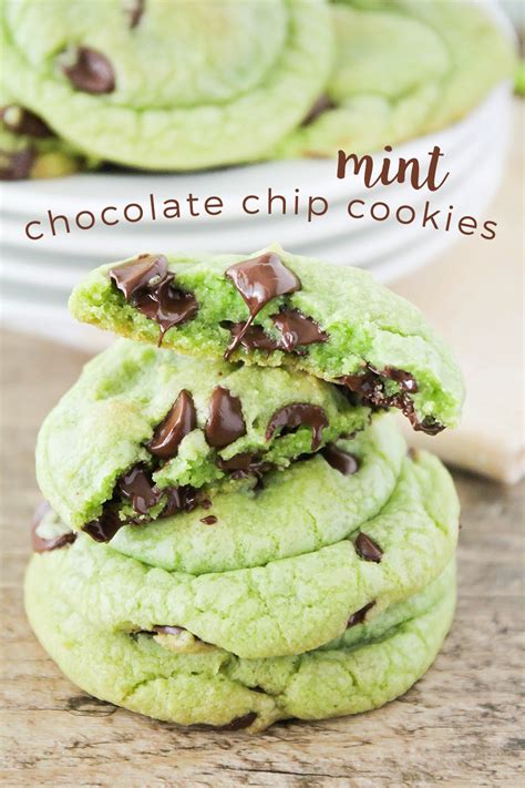 Mint Chocolate Chip Cookies