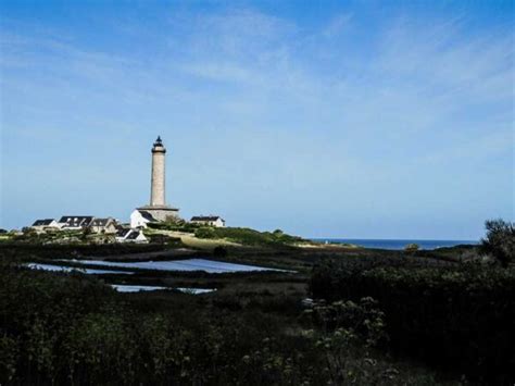 Best Places to Visit in Brittany | A Day in Roscoff & the Ile de Batz