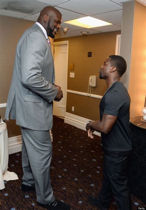 This Photo Of Shaquille O'Neal And Kevin Hart Will Make Your Heart Soar | Kevin hart, Tall ...