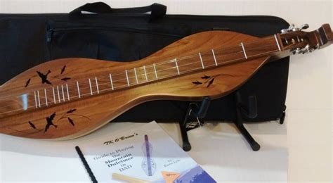 What is the Standard Tuning for a Dulcimer? - Mixing A Band