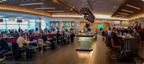 Lounge Review: American Airlines Flagship Lounge New York JFK ...