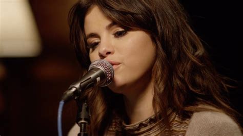 Watch Selena Gomez's Stripped Down 'Rare' Performance