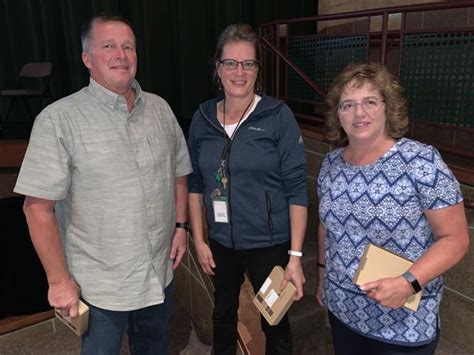 Faribault Public Schools honors longtime employees | Community | southernminn.com