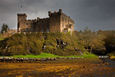 Found on Bing from www.adrianashworth.co.uk | Dunvegan castle, Castle ...