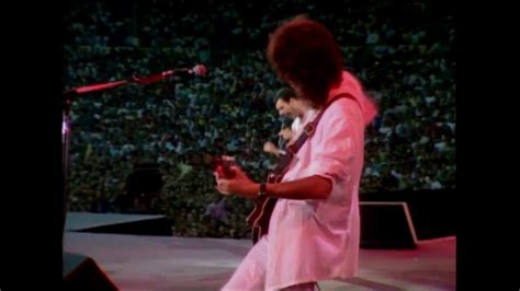 Queen: I Want To Break Free: The Live Montage (1984-1986) - YouTube