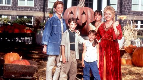 Where was Halloweentown filmed? | The US Sun