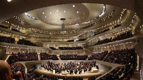 "A sensitive lady": discussion about acoustics in the Elbphilharmonie - Teller Report