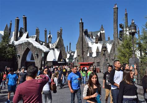 Guide to Wizarding World of Harry Potter at Universal Studios Hollywood