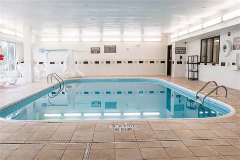 COMFORT SUITES - Updated 2024 Prices & Hotel Reviews (Saginaw, MI)