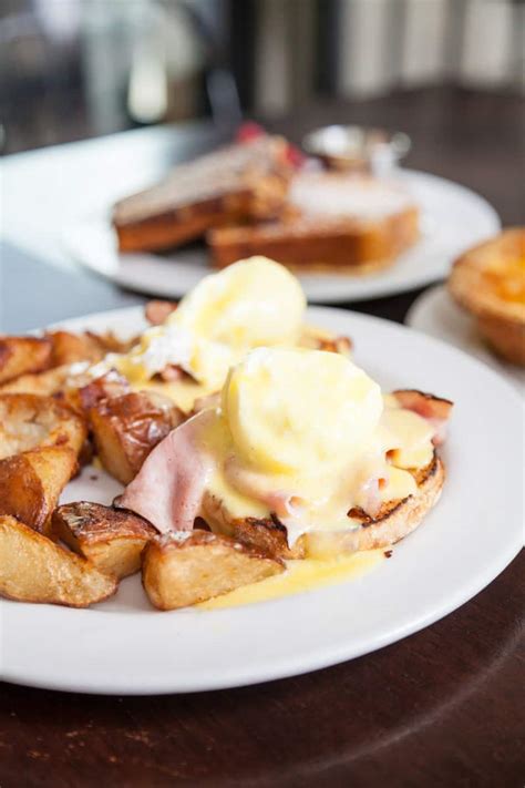 Best Breakfast in Seattle: 11 Local Favorites - Female Foodie