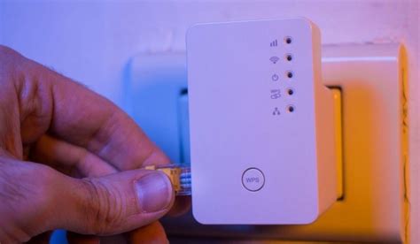 Can You Connect an Ethernet Cable to a Wi-Fi Extender? - Sorta Techy