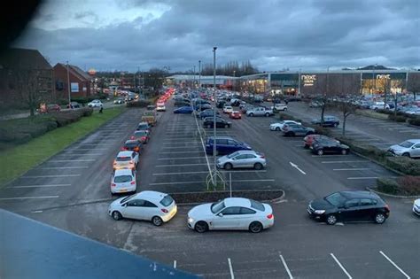 Festival Park chaos as shoppers stranded and cars abandoned - Stoke-on-Trent Live