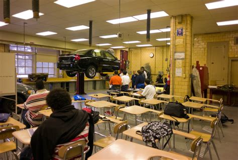 Aaron Lee Fineman Photography | New York City Photographer | Automotive High School in Brooklyn