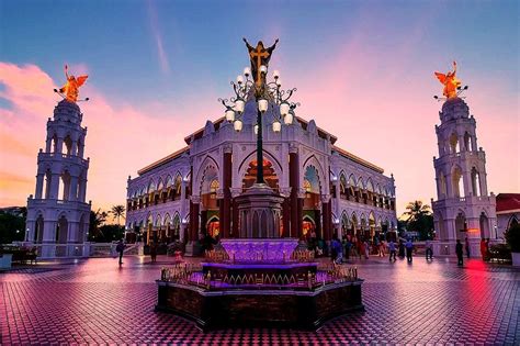 Edappally Church Complex, Ernakulam