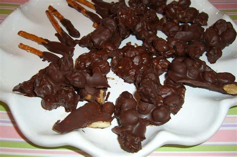 Chocolate Covered Raisins Recipe - Food.com