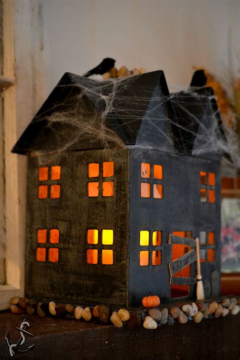 DIY Haunted House-- Keep it scary this #Halloween2015! Get some wall ...