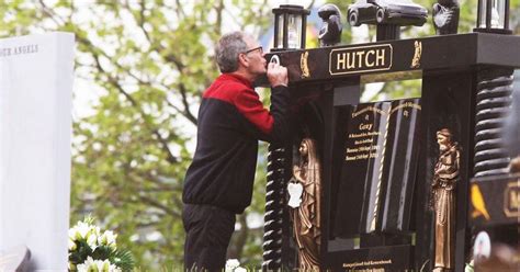 Patsy Hutch kisses grave of son whose murder by Kinahans sparked ...