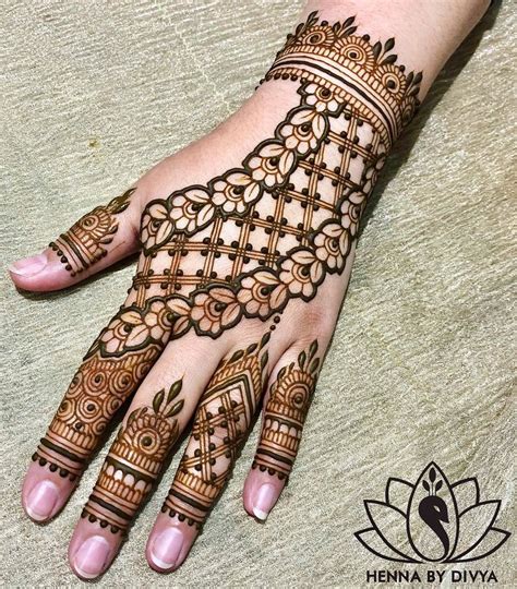 Shimmer Special Arabic Mehndi Designs for backhand and arm - Special ...