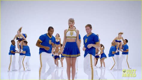 Taylor Swift: 'Shake It Off' Music Video - WATCH NOW!: Photo 3178792 ...