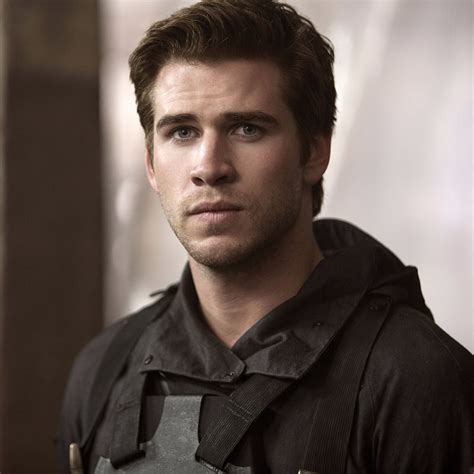 Gale Hawthorne GIFs From The Hunger Games | POPSUGAR Entertainment