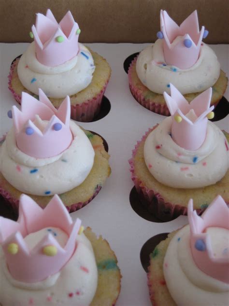 Princess themed cupcakes | Flickr - Photo Sharing!