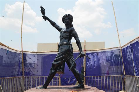 Ranchi Municipal Corporation | Statue repaired, tribal bandh tepid - Telegraph India