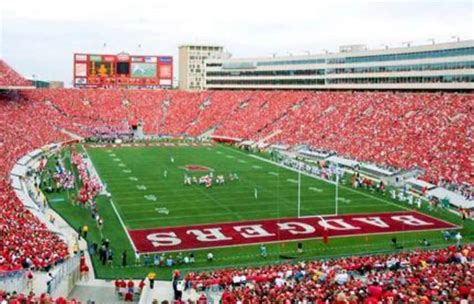 Wisconsin Badgers Football Tickets - StubHub