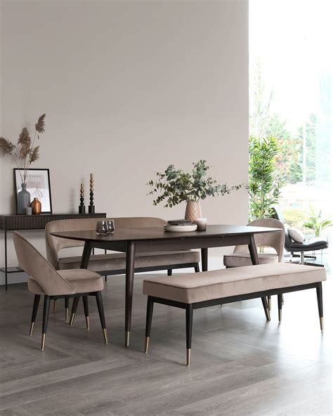 Modern Dining Table with Bench: Which Bench Fits Your Dining Table?