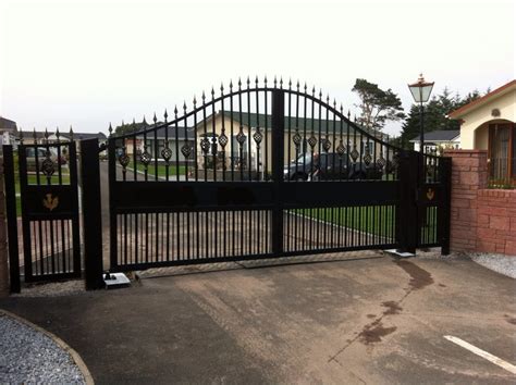 Remote Control Sliding Gate at Rs 55000 | Remote Gates in Aurangabad | ID: 24295746288