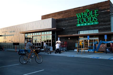 New Whole Foods Store Opens in West Berkeley - Challenges Local Competitor | KQED