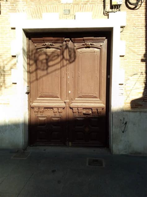 Free picture: front door, shadow, sunshine, street, street, exterior ...