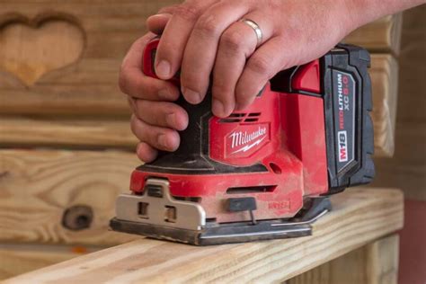 Milwaukee M18 Cordless 1/4-Sheet Orbital Sheet Sander 2649