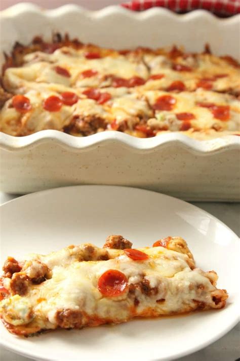 Low Carb Zucchini Pizza Casserole - Moscato Mom MoscatoMom.com