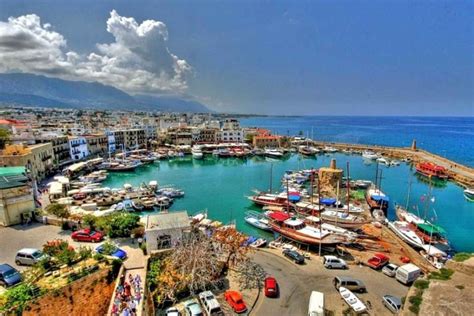 Nicosia & Kyrenia: Full-Day Sightseeing Tour in Cyprus