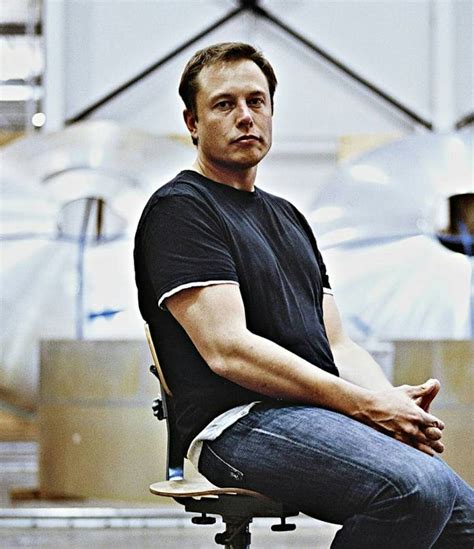 Elon Musk Shows Off Stunning Mars-Bound BFR Tool Next to a Tesla Model 3