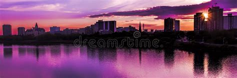 Saskatoon Skyline stock photo. Image of skyline, panorama - 33863160