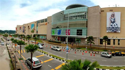 Queensbay Mall | Shopping in Bayan Lepas, Penang