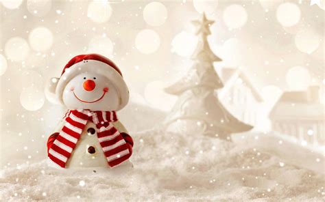 Download Smiling Snowman Christmas Desktop Wallpaper | Wallpapers.com