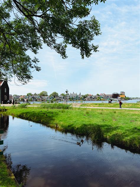 Day trip to Zaanse Schans windmill village: The ultimate guide