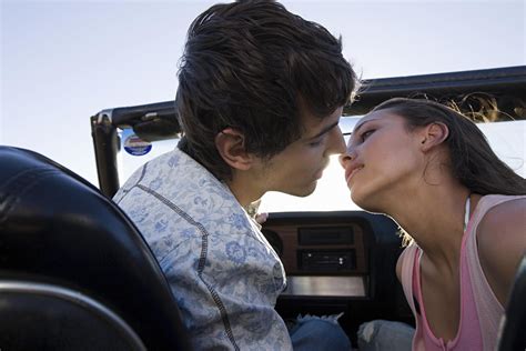 10 Tips for French Kissing Like a Pro
