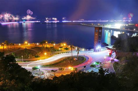 10 Best Nightlife Experiences in Kaohsiung - Where to Go at Night in Kaohsiung – Go Guides